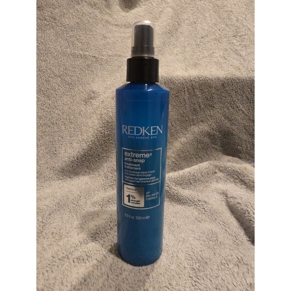 Redken Other - Redken Extreme‎ Anti-snap Leave-in Treatment  Spray 8.5 fl oz/ 250ml
